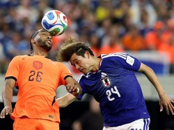 Soccer Football - FIFA World Cup 2026 - Group F - Netherlands v Japan - Dallas Stadium, Arlington, Texas, U.S. - June 14, 2026 Netherlands' Quinten Timber in action with Japan's Kaishu Sano IMAGN IMAGES via Reuters/Tim Heitman
