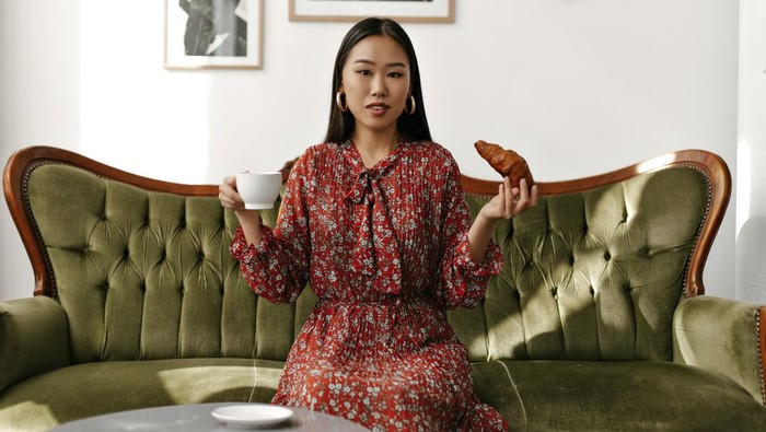 5 Cara Mengenali Orang yang Pura-Pura Kaya Demi Dapatkan Pengakuan Sosial 