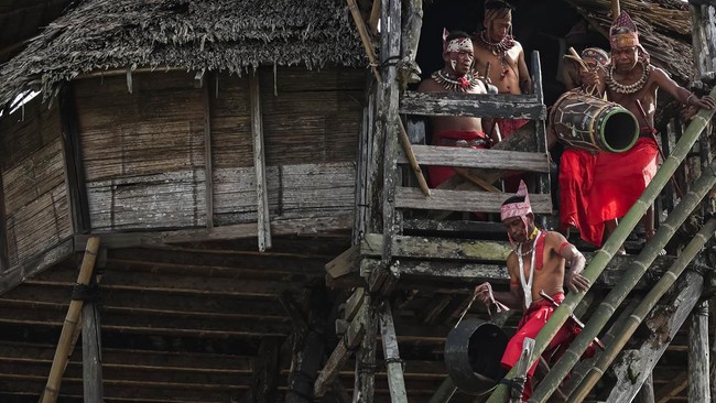 Gawai Nyobeng digelar setiap 15 hingga 17 Juni jadi salah satu ritual adat paling sakral Suku Dayak di Kalimantan Barat.