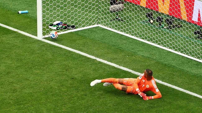 Soccer Football - FIFA World Cup 2026 - Group E - Germany v Curacao - Houston Stadium, Houston, Texas, U.S. - June 14, 2026 Curacao's Eloy Room looks on as Germany's Kai Havertz scores their third goal from the penalty spot REUTERS/Pedro Nunes