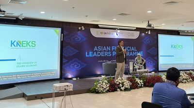 Komite Nasional Ekonomi dan Keuangan Syariah (KNEKS) berpartisipasi dalam kegiatan Asian Financial Leaders Programme (AFLP) 2026 yang diselenggarakan oleh Lembaga Management Fakultas Ekonomi dan Bisni