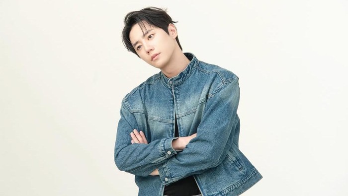 Idol-Aktor Lee Jun Young Umumkan Tanggal Keberangkatan Wajib Militer