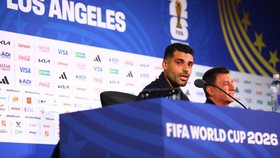 Soccer Football - FIFA World Cup 2026 - Iran Press Conference - Los Angeles Stadium, Inglewood, California, U.S. - June 14, 2026 Iran's Mehdi Taremi and coach Amir Ghalenoei during a press conference REUTERS/Lisi Niesner