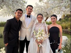 Pratama Arhan Gandeng Inka Andestha di Resepsi Jennifer Coppen-Justin Hubner