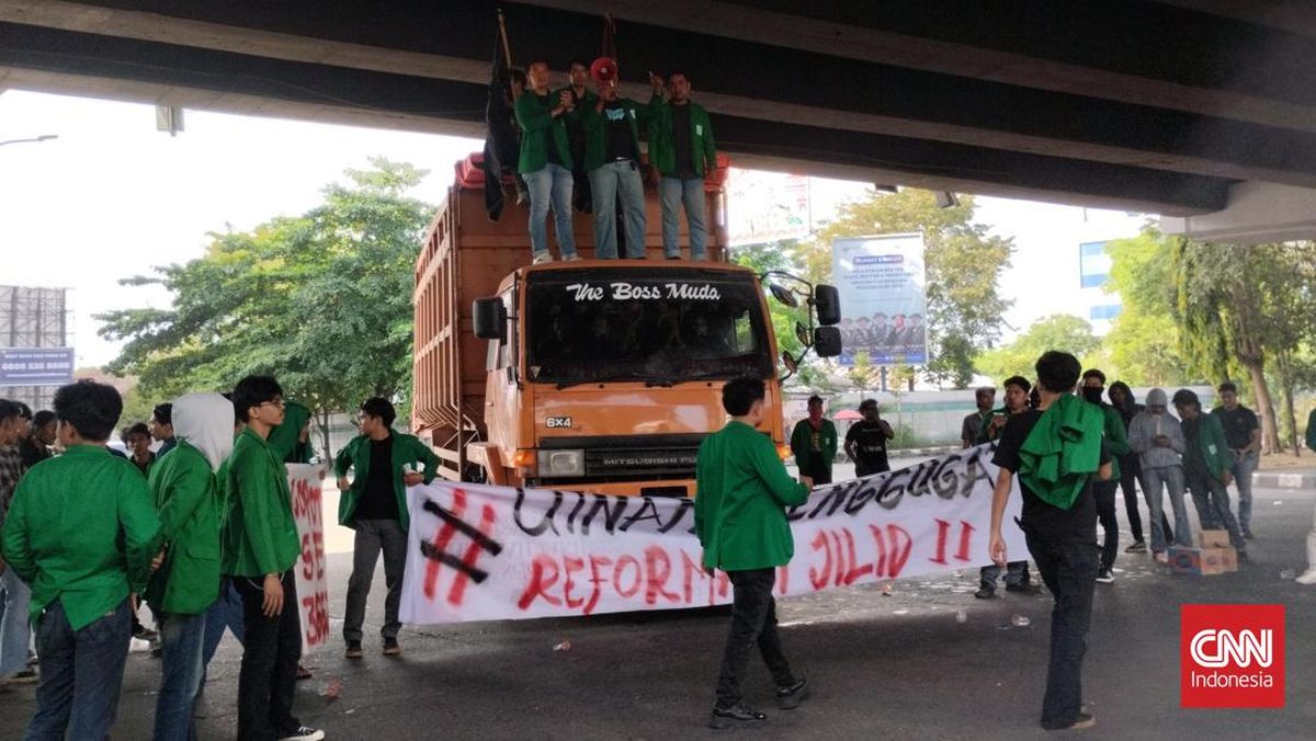 Demo di Makassar, Mahasiswa Usung Tuntutan soal MBG hingga Kabinet