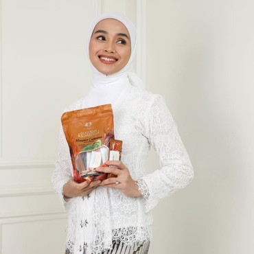 Dulu Terkenal sebagai Artis, Tya Arifin Kini Sukses Tekuni Bisnis Jamu di Malaysia