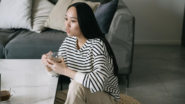 Zodiak Aquarius yang tenang dan cuek