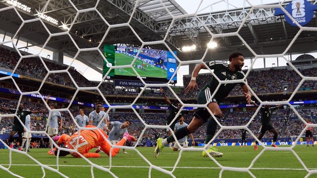 Soccer Football - FIFA World Cup 2026 - Group H - Saudi Arabia v Uruguay - Miami Stadium, Miami Gardens, Florida, U.S. - June 15, 2026 Saudi Arabia's Abdulelah Al-Amri celebrates scoring their first goal IMAGN IMAGES via Reuters/Nathan Ray Seebeck