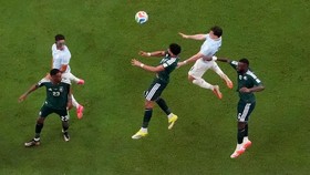 Soccer Football - FIFA World Cup 2026 - Group H - Saudi Arabia v Uruguay - Miami Stadium, Miami Gardens, Florida, U.S. - June 15, 2026 Uruguay's Federico Vinas heads at goal REUTERS/Amanda Perobelli