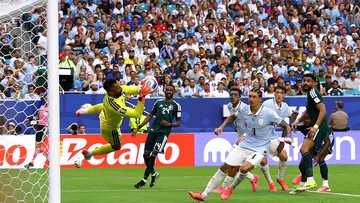Berita Panas dari Dunia Sport CNN : Darwin Nunez 'Hilang' di Arab Saudi vs Uruguay: Cuma 3 Kali Oper Bola