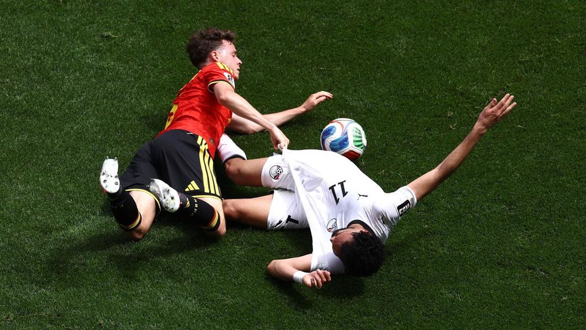 FOTO: Belgia Kesulitan saat Lawan Mesir