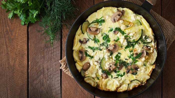 Ide Bekal ke Kantor: Resep Garlic Mushroom Frittata, Sehat dan Praktis