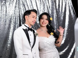 5 Tahun Menunggu, Kreator Izzky Alvaro Wujudkan Resepsi Impian untuk Sang Istri