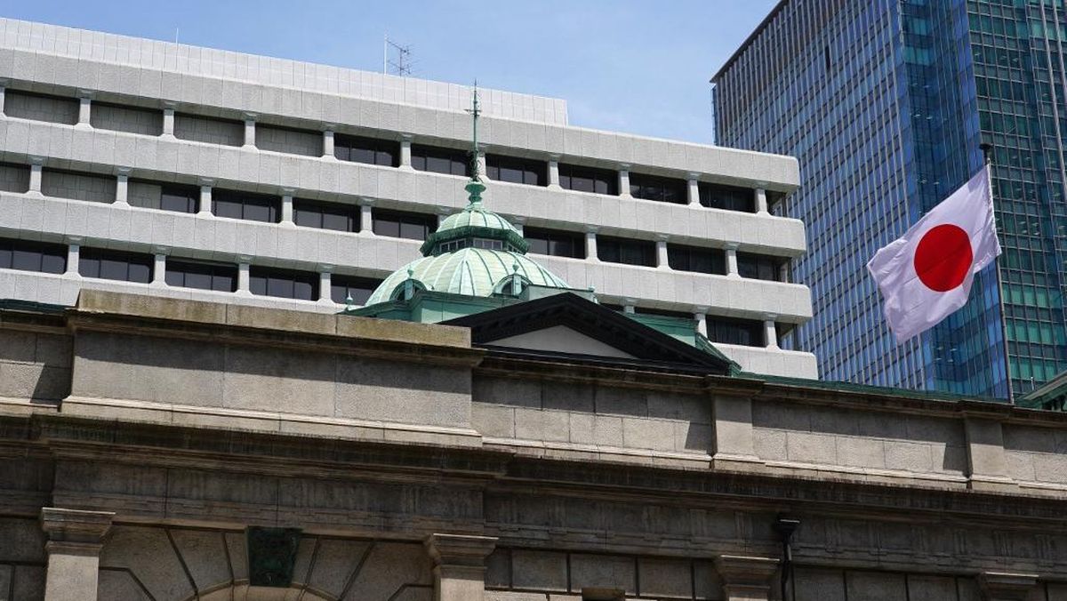 BoJ Naikkan Bunga ke 1% — Yield JGB Tertekan, Rupiah Terimbas Dolar Perkasa