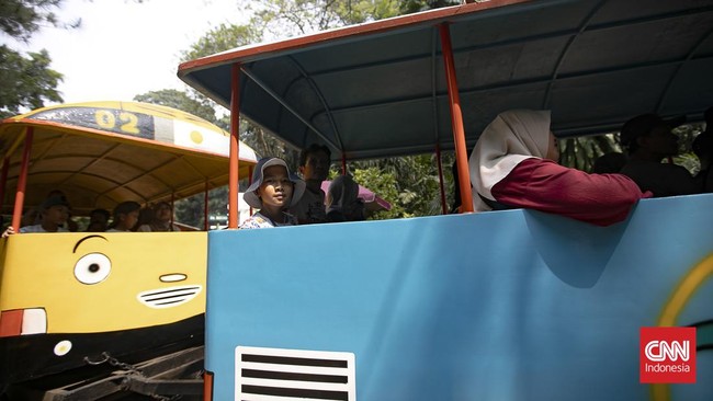 Libur Tahun Baru Islam, Ragunan Jadi Destinasi Favorit Keluarga