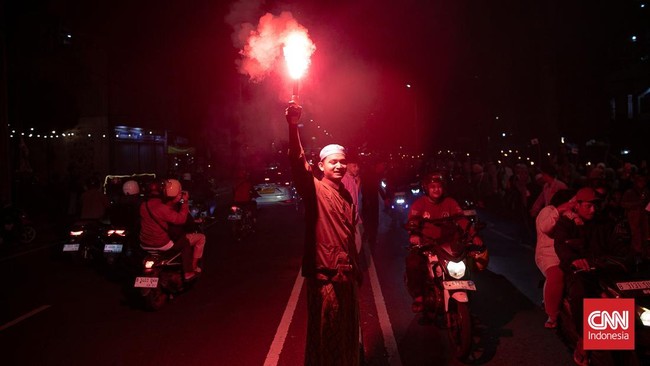 Pawai Obor Semarakkan Sambutan 1 Muharam 1448 H