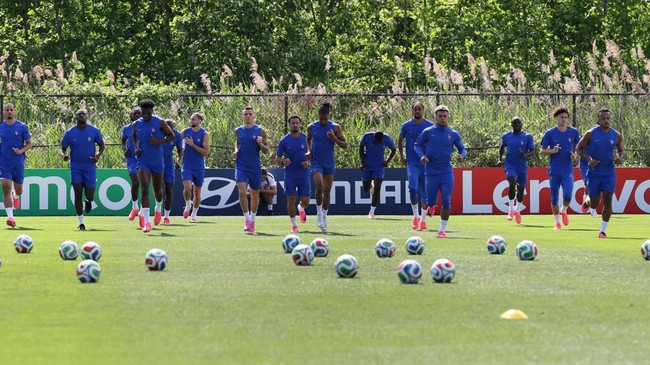 Soccer Football - FIFA World Cup 2026 - France Training - Melanie Lane Training Grounds, East Hannover, New Jersey, U.S. - June 15, 2026 General view of France players during training IMAGN IMAGES via Reuters/Vincent Carchietta