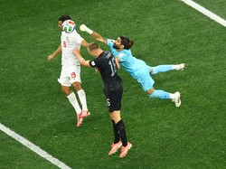 Video: Kiper Ali Beiranvand Tampil Kokoh, Belgia Ditahan Imbang Iran 0-0