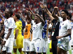 Soccer Football - FIFA World Cup 2026 - Group H - Spain v Cape Verde - Atlanta Stadium, Atlanta, Georgia, U.S. - June 15, 2026 Cape Verde's Jovane Cabral and teammates celebrate after the match REUTERS/Claudia Greco     TPX IMAGES OF THE DAY