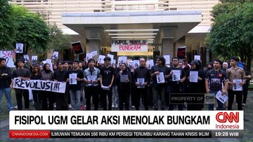 VIDEO: FISIPOL UGM Gelar Aksi Menolak Pembungkaman Suara