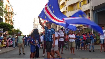 Berita Panas dari Dunia Sport CNN : Sorak-sorai Warga usai Cape Verde Buat Kejutan Besar di Piala Dunia