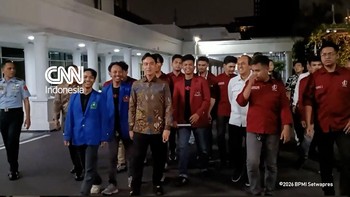 Wakil Presiden Gibran Rakabuming Raka menemui perwakilan mahasiswa yang melakukan aksi pada Senin (15/6).