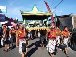 Warga Dongko Trenggalek Gelar Upacara Adat Ngetung Batih