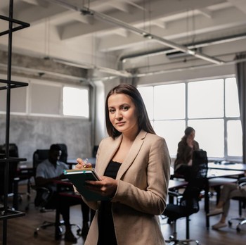 5 Cara Tingkatkan Skill Leadership agar Promosi di Depan Mata