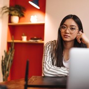 5 Pekerjaan Bergaji Tinggi yang Cocok untuk Orang Introvert