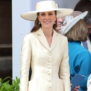 Kate Middleton Pakai Kembali Anting Pernikahannya di Acara Order of the Garter Service