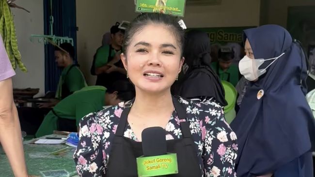 Karina Ranau Istri Almarhum Epy Kusnandar Didorong Oleh Pria Di Warung, Simak Kronologinya