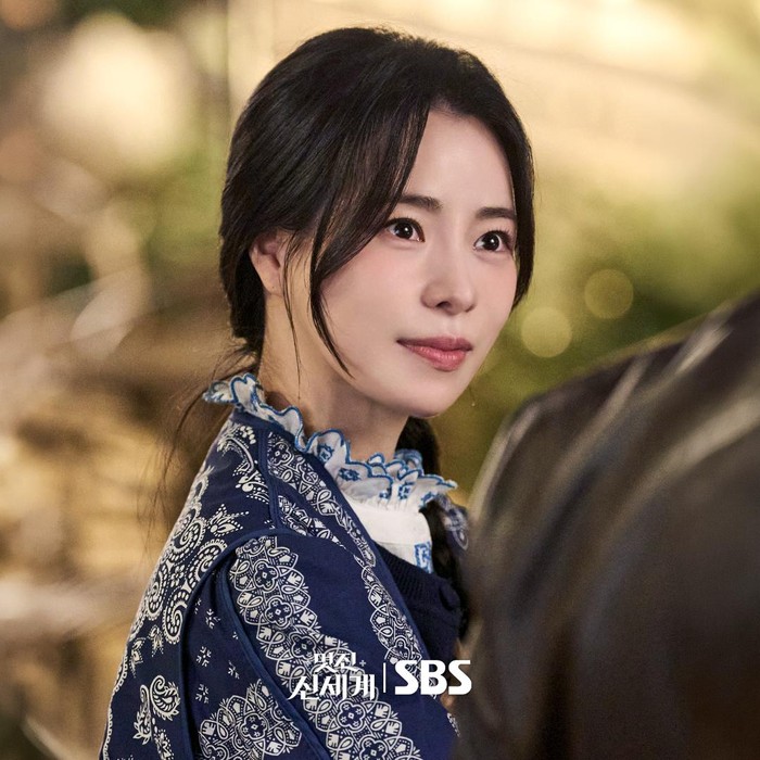 Lim Ji Yeon sebagai Shin Seo Ri di My Royal Nemesis