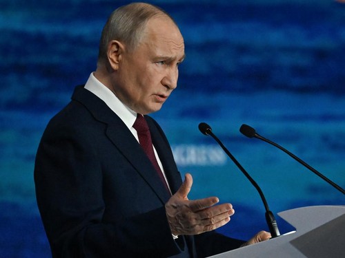 Putin Buka Suara soal Tuduhan Rusia Dalangi Gelombang Demo di Eropa