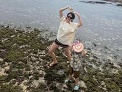 Son Ye Jin Tegur Oknum yang Diam-diam Foto Anak dan Hyun Bin, Ini Pesannya