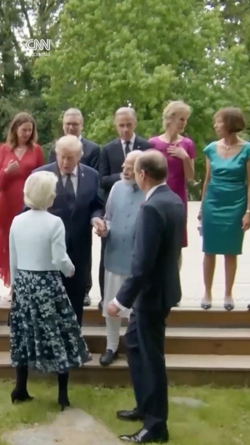 thumbnail video trump modi