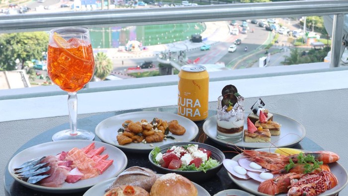 Ide Hangout di Weekend: Nikmati Kuliner dengan Pemandangan Indah Rooftop Jakarta