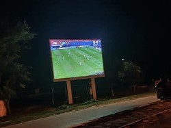 Serunya Warga Lamandau Nobar Pildun, Pemkot Beri Fasilitas di Bundaran Rusa