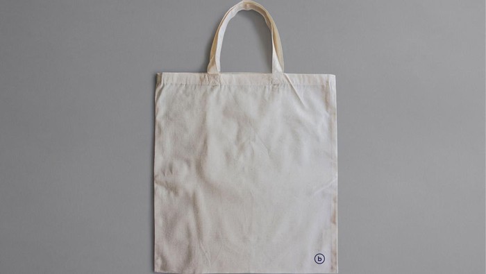 5 Tips Merawat Tote Bag Kanvas agar Tetap Awet