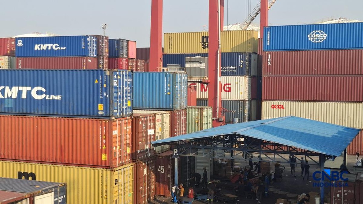Tumpukan 3.100 Kontainer di Priok Mulai Berkurang, Sisa 700 Boks