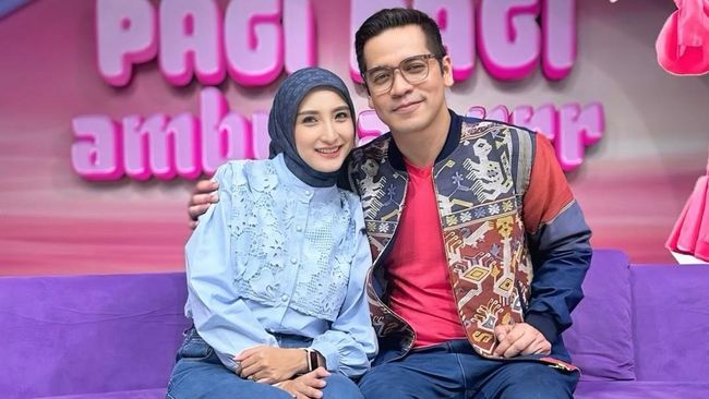 Chaca Thakya Dihadiahi Perhiasan Dari Asi, Bentuk Ungkapan Cinta Ricky Perdana