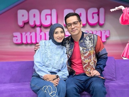 Chaca Thakya Dihadiahi Perhiasan dari ASI, Bentuk Ungkapan Cinta Ricky Perdana