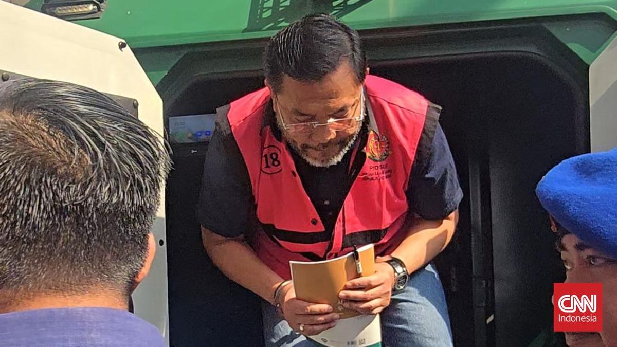 Sony Bawa Buku Catatan ke Pemeriksaan Kejagung terkait JC Korupsi MBG