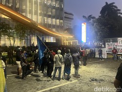 Kondisi Terkini Massa Demo di Patung Kuda Jakpus
