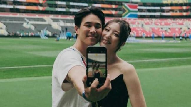 Bikin Baper! Ejae Pamer Foto Mesra Bareng Tunangan Usai Tampil di Opening Piala Dunia