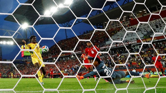 Soccer Football - FIFA World Cup 2026 - Group L - Ghana v Panama - Toronto Stadium, Toronto, Canada - June 17, 2026 Ghana's Caleb Yirenkyi scores their first goal past Panama's Orlando Mosquera. REUTERS/Piroschka Van De Wouw