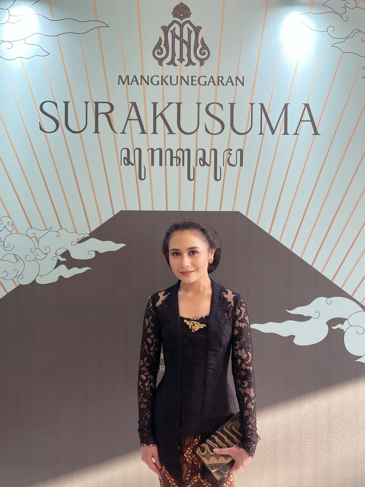 Prilly Latuconsina