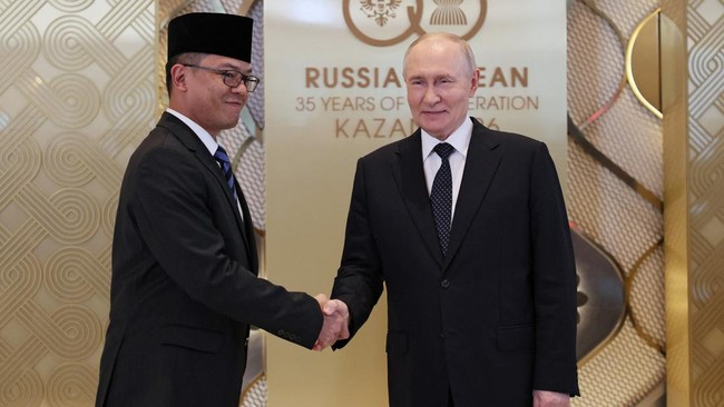 Tak Ada Prabowo, Potret Putin Sambut Para Pemimpin ASEAN di Kazan