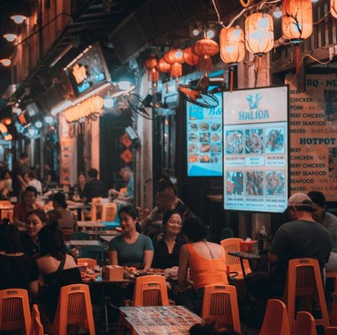 Viral Jajanan Hanoi Dijual 10 Kali Lipat ke Turis, Alasannya Bikin Geleng-geleng Kepala