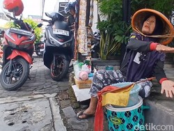 Cerita Jukir Wanita Brebes Nombok 3 Gelas Kopi Saat Gagalkan Pencurian Rp 3,6 M