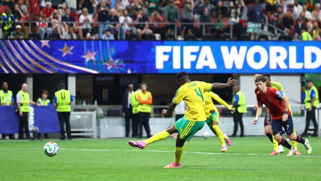 Soccer Football - FIFA World Cup 2026 - Group A - Czech Republic v South Africa - Atlanta Stadium, Atlanta, Georgia, U.S. - June 18, 2026 South Africa's Teboho Mokoena scores their first goal from the penalty spot IMAGN IMAGES via Reuters/Nathan Ray 